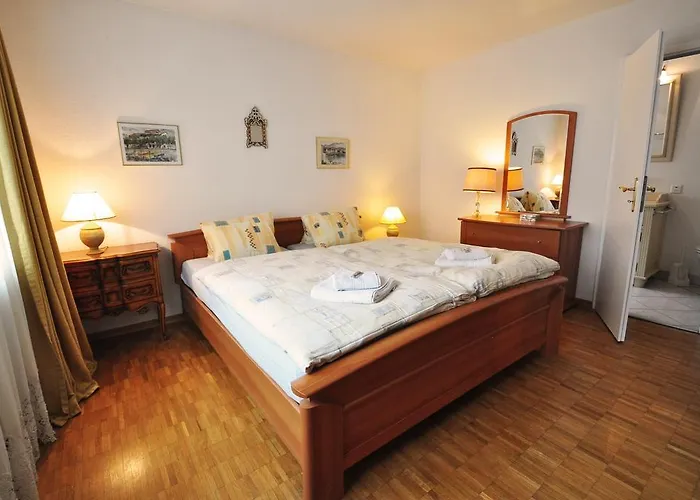 Апартаменты Beaulieu-2 By Interhome